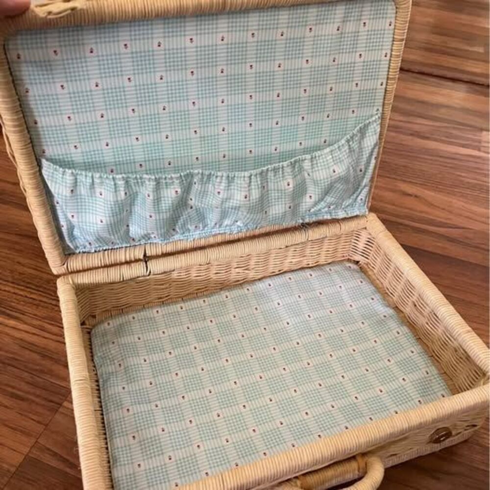 Vtg bitty baby basket storage organizer American girl